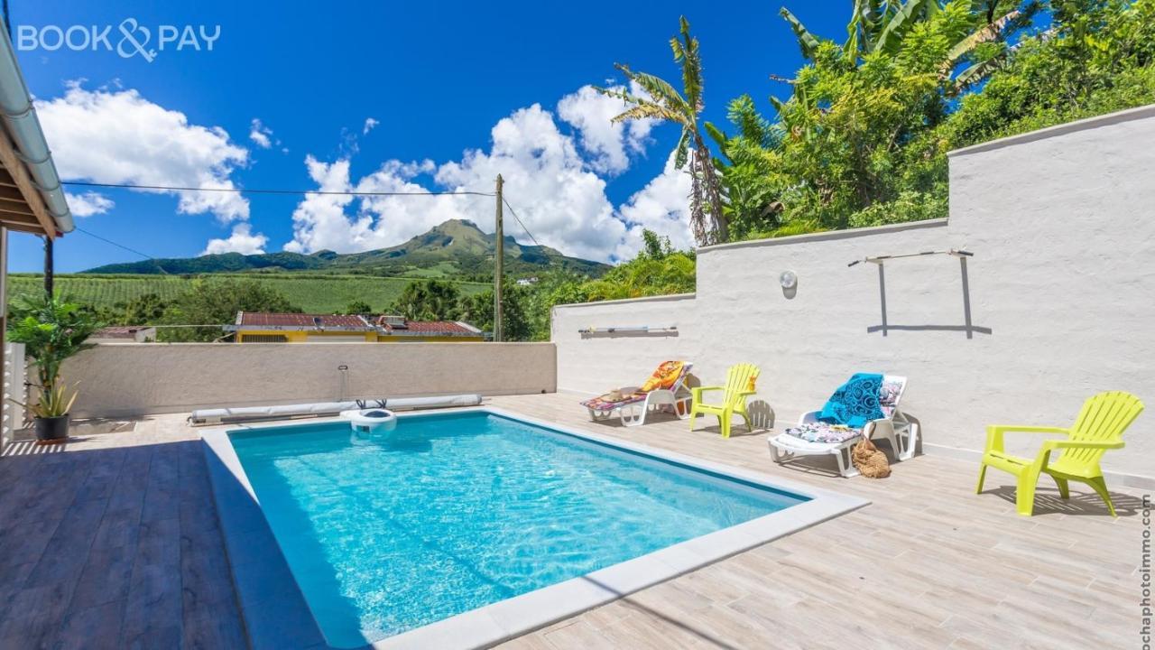 サン・ピエールAlpinia - Appt Avec Piscine Partageeアパートメント エクステリア 写真
